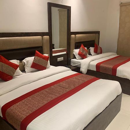 Hotel Sb Residency Amritsar Bagian luar foto