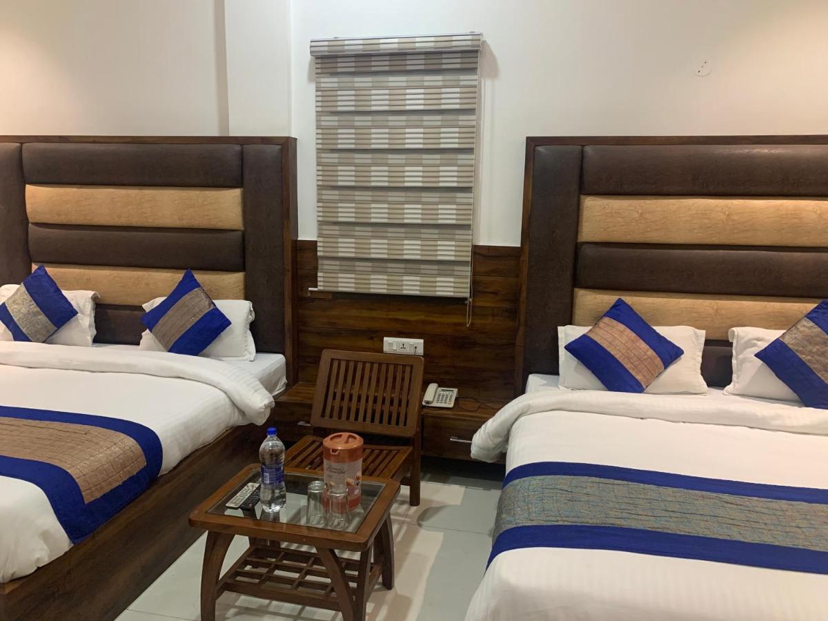 Hotel Sb Residency Amritsar Bagian luar foto